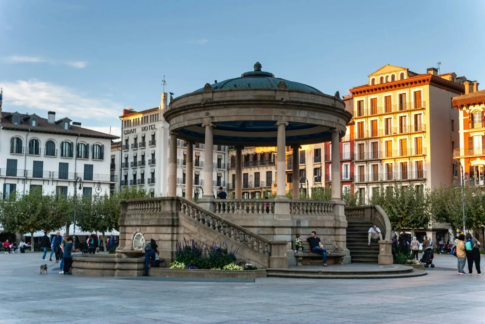 Casco antiguo de Pamplona, Navarra — agencia SEO local